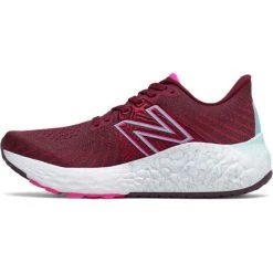 NEW BALANCE Sneaker VONGO V5