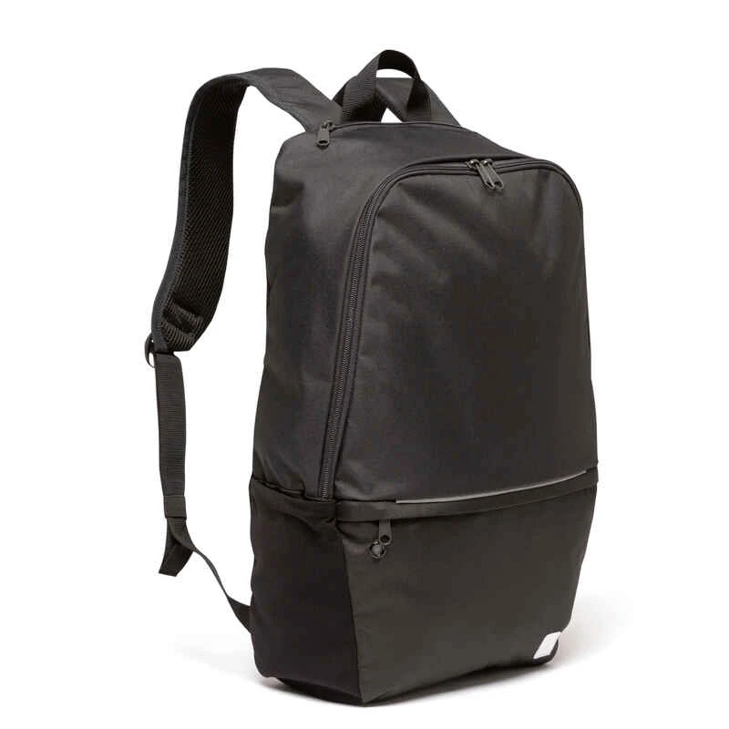 Kipsta Rucksack Essential 24 L Schwarz
